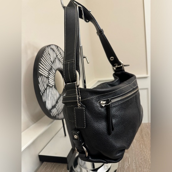 Vintage Coach shoulder bag - Picture 3 of 14